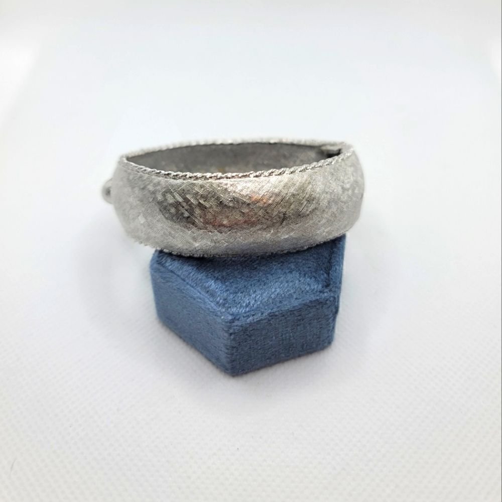 MODE-ART Marked Bracelet  